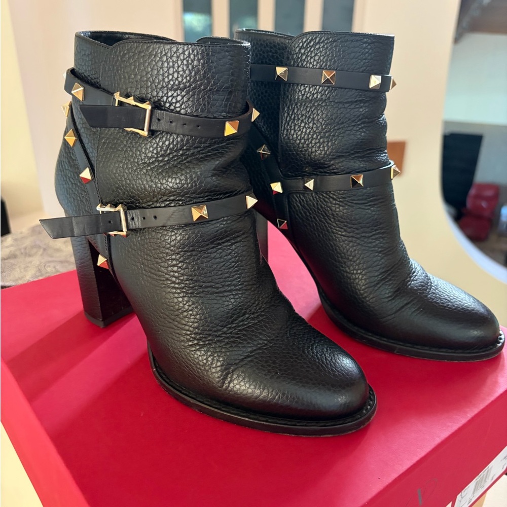 Valentino Garavani Black Leather Studded Heeled Boots